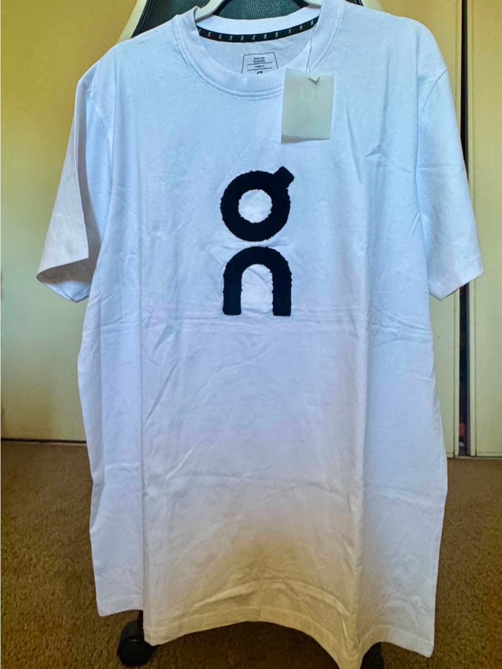 On cloud White Logo Tee